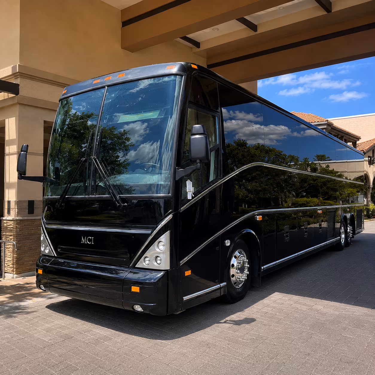 charter buses for warehouse plant industrial group transportation in lafayette