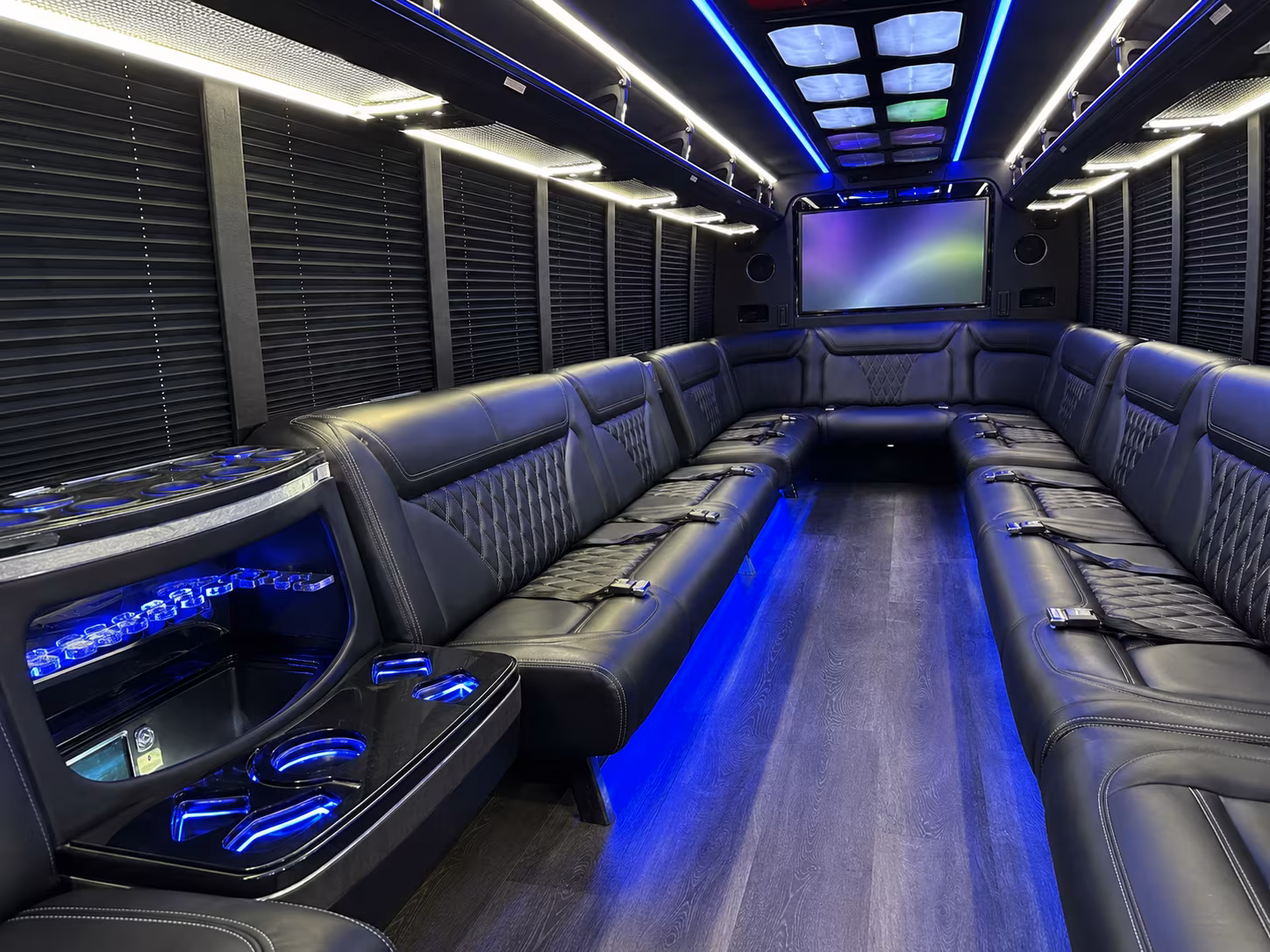 lafayette 20 passenger party bus inside