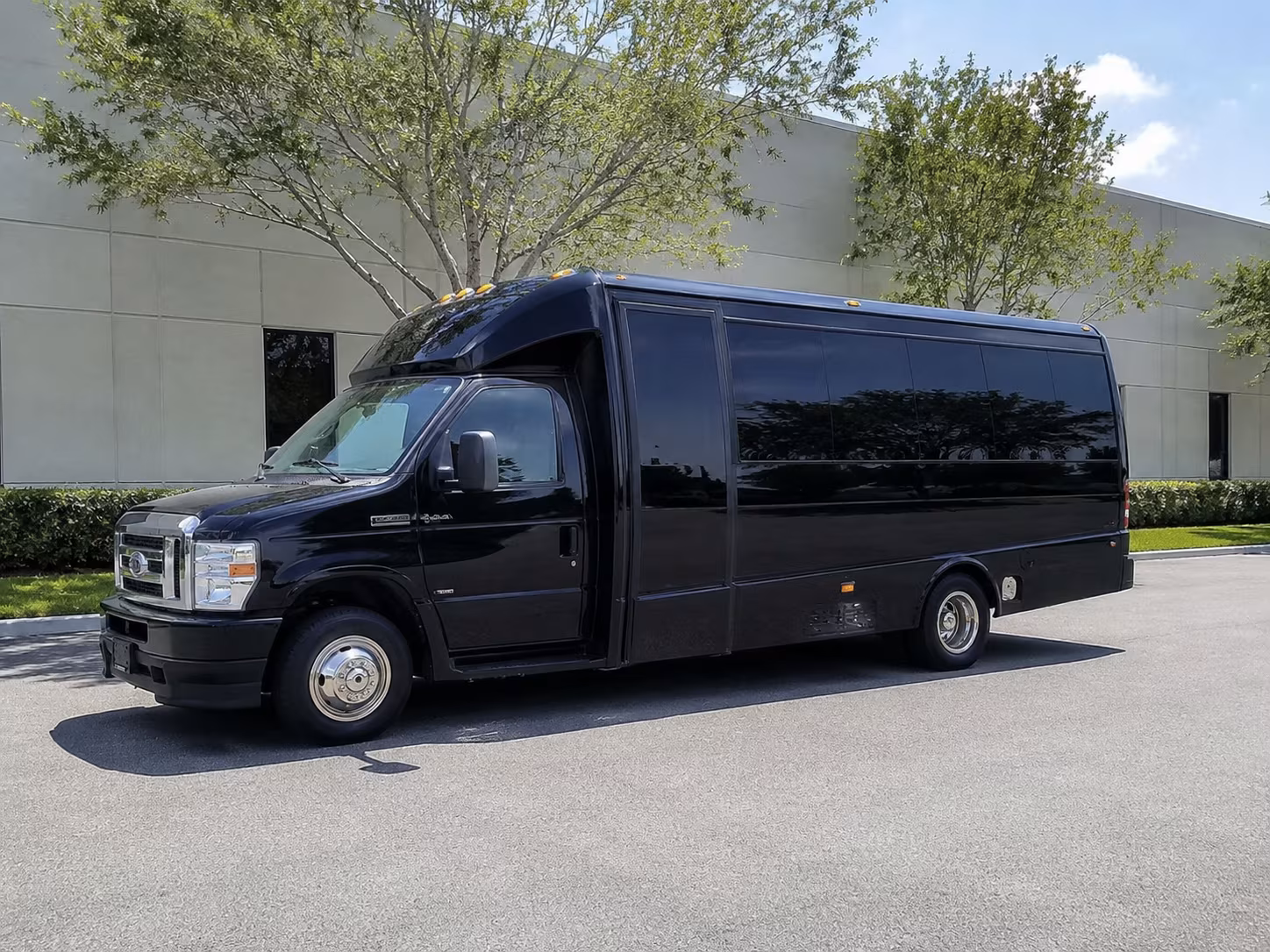 lafayette long distance transportation onboard seating