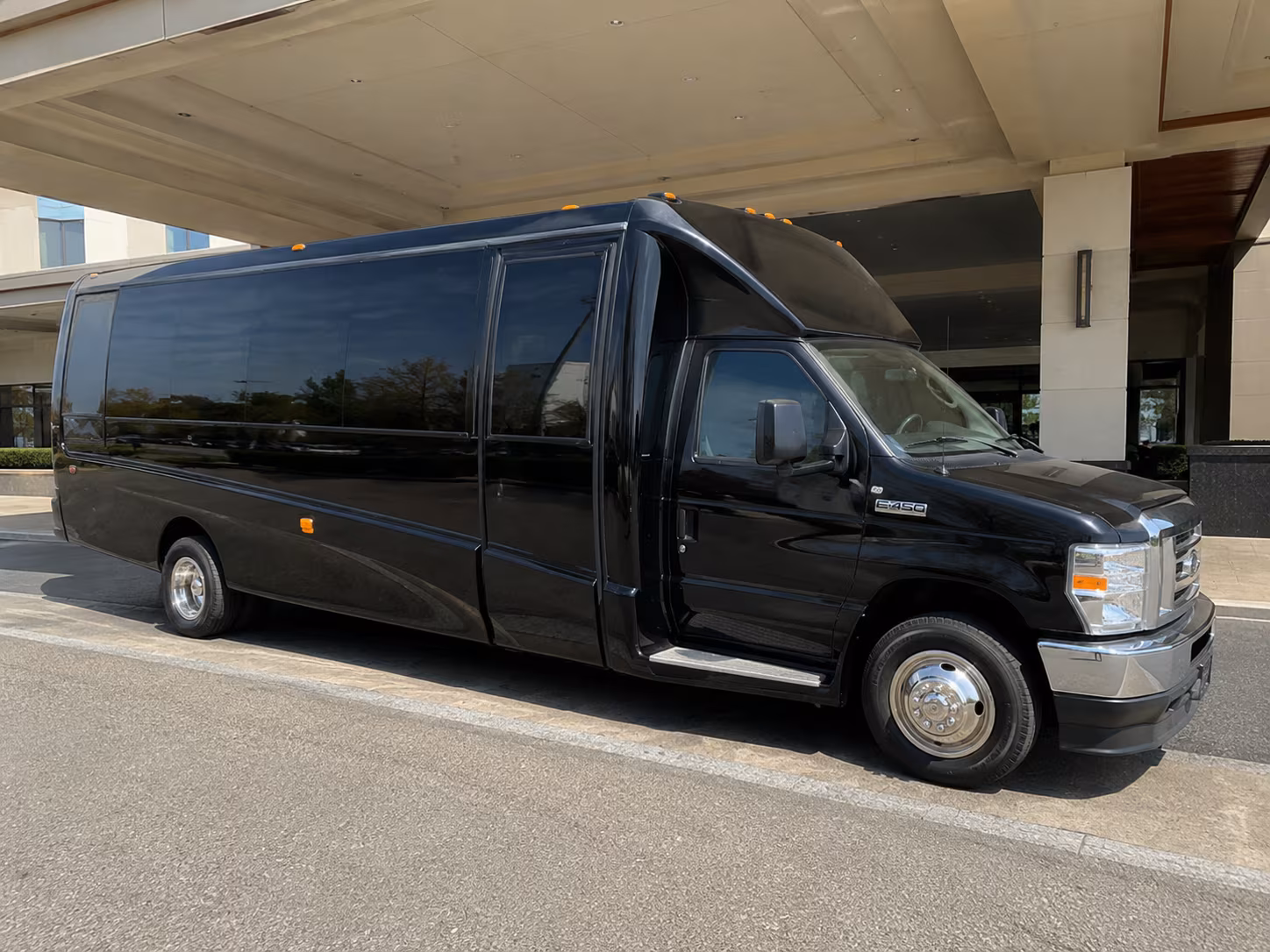 lafayette night out done right party bus rental