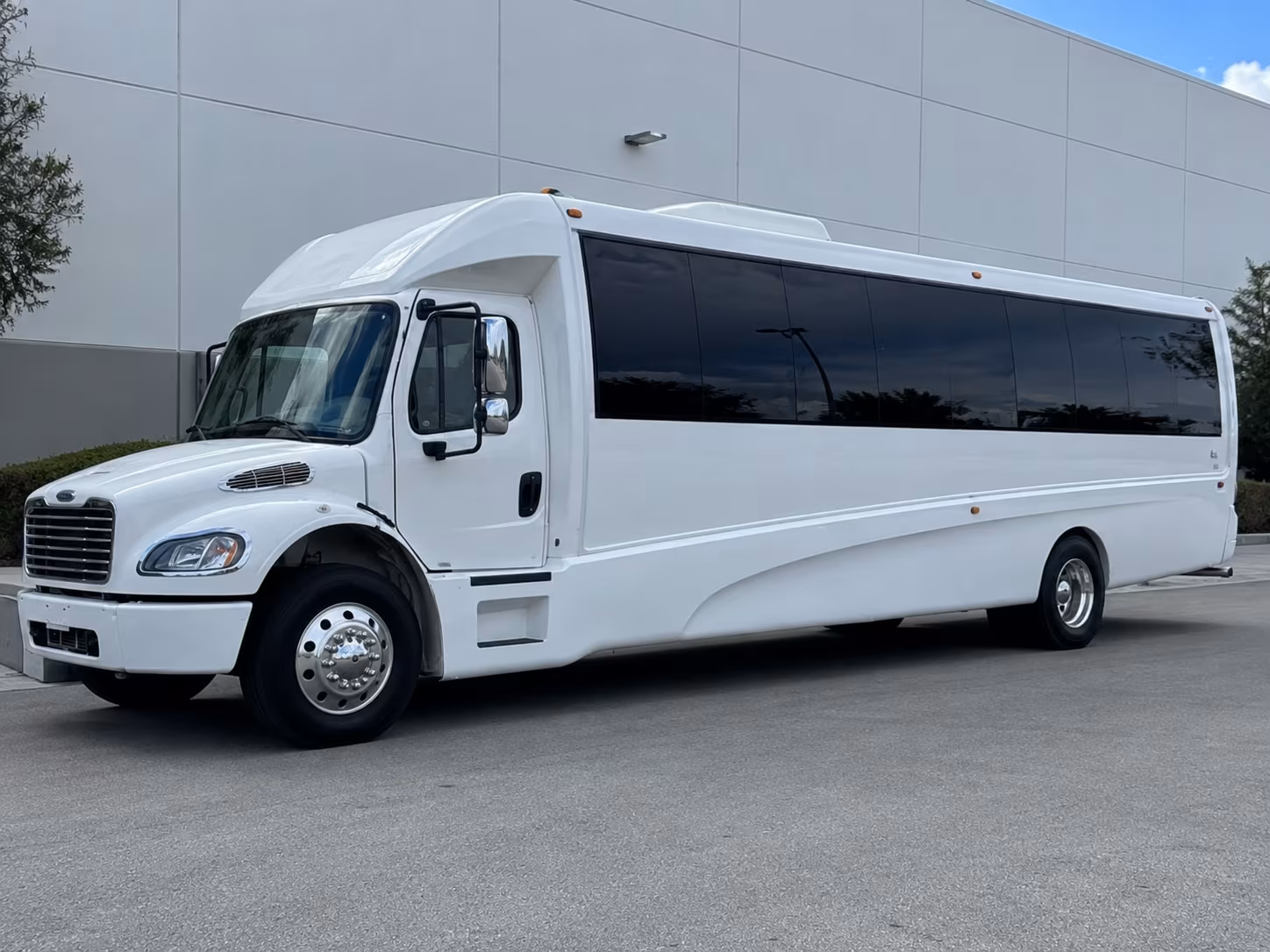 lafayette party bus