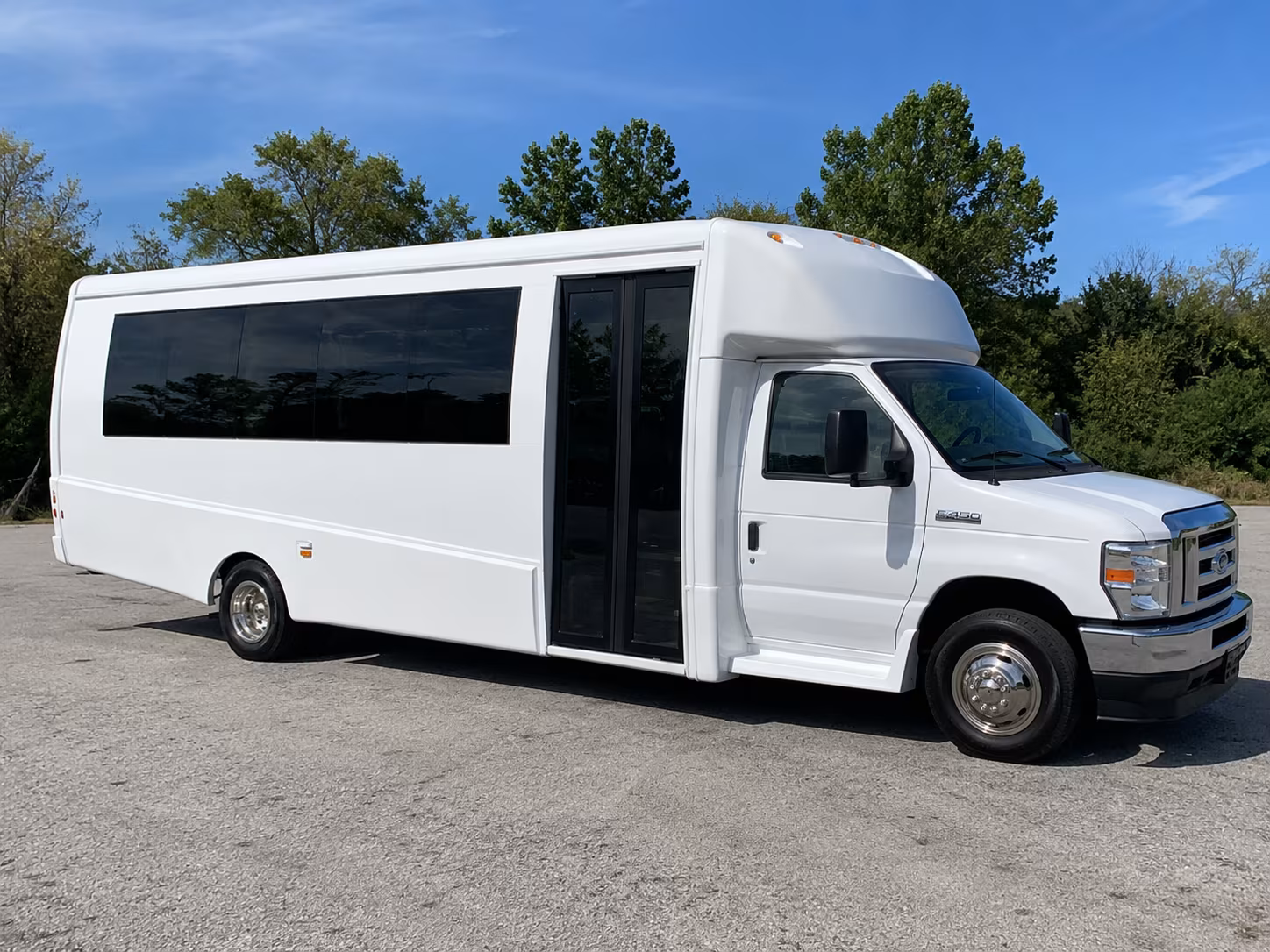 party buses for lafayette proms that keep the night moving